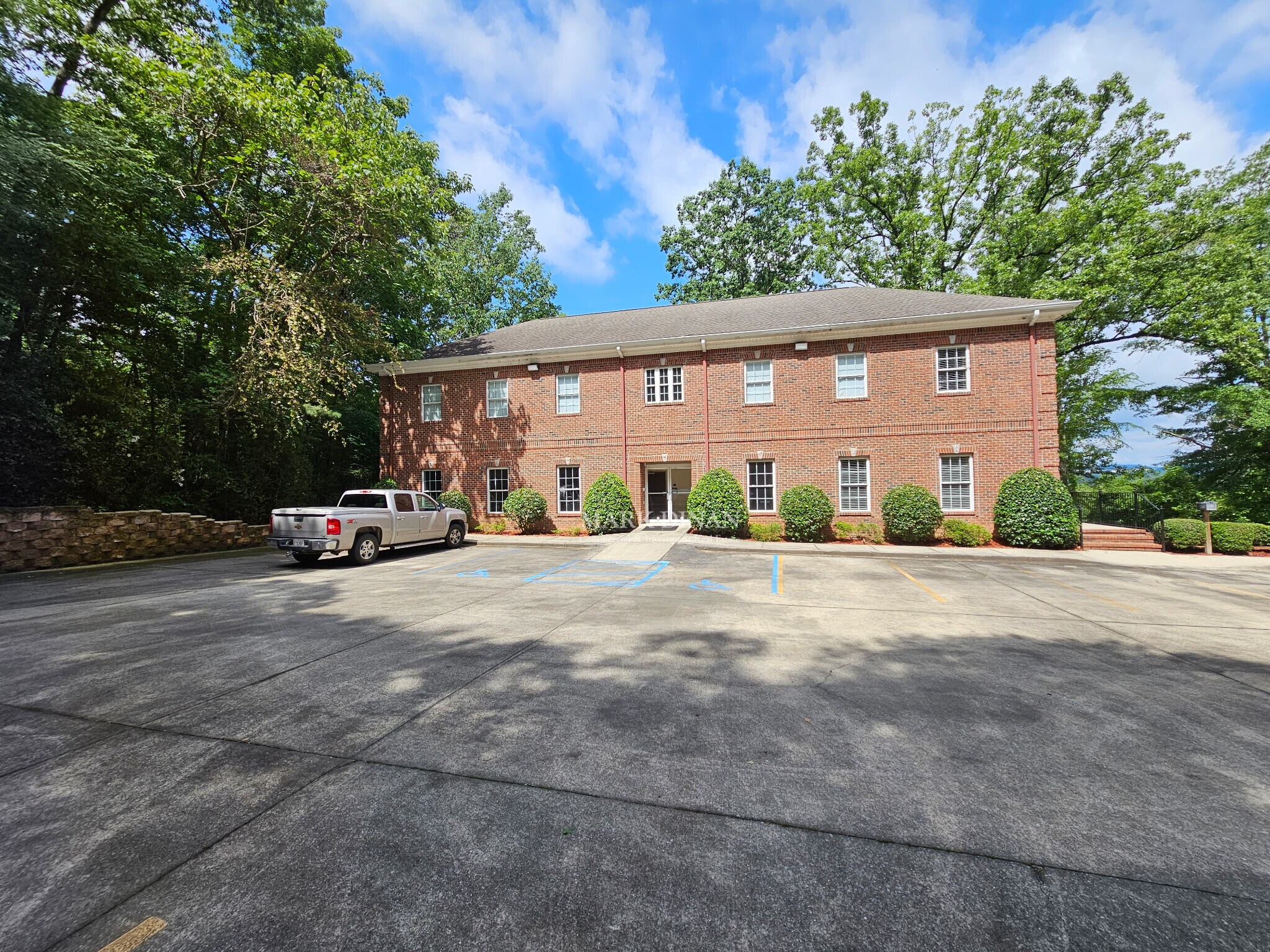 3605 Cahaba Beach Rd, Birmingham, AL for Sale
