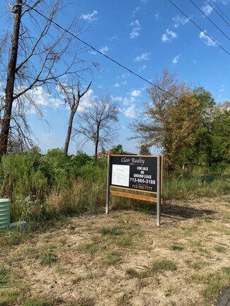 12502 N Lake Houston Pky  