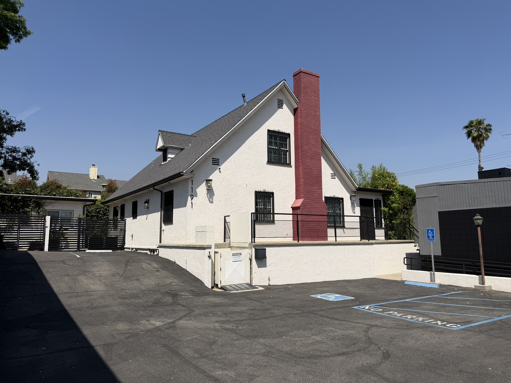 1191 E Walnut St, Pasadena, CA for Rent