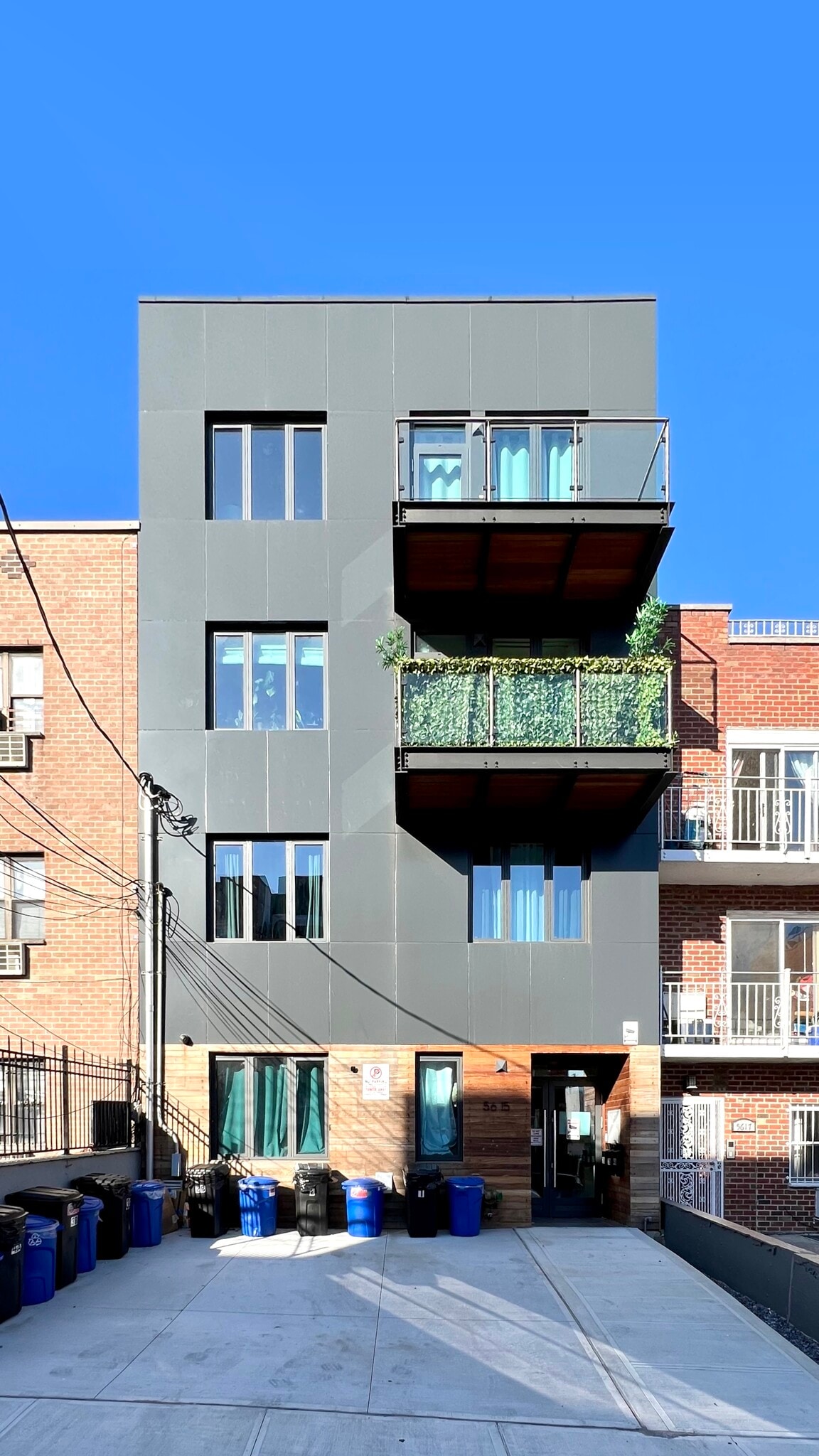 5615 Van Cleef St, Flushing, NY for Sale