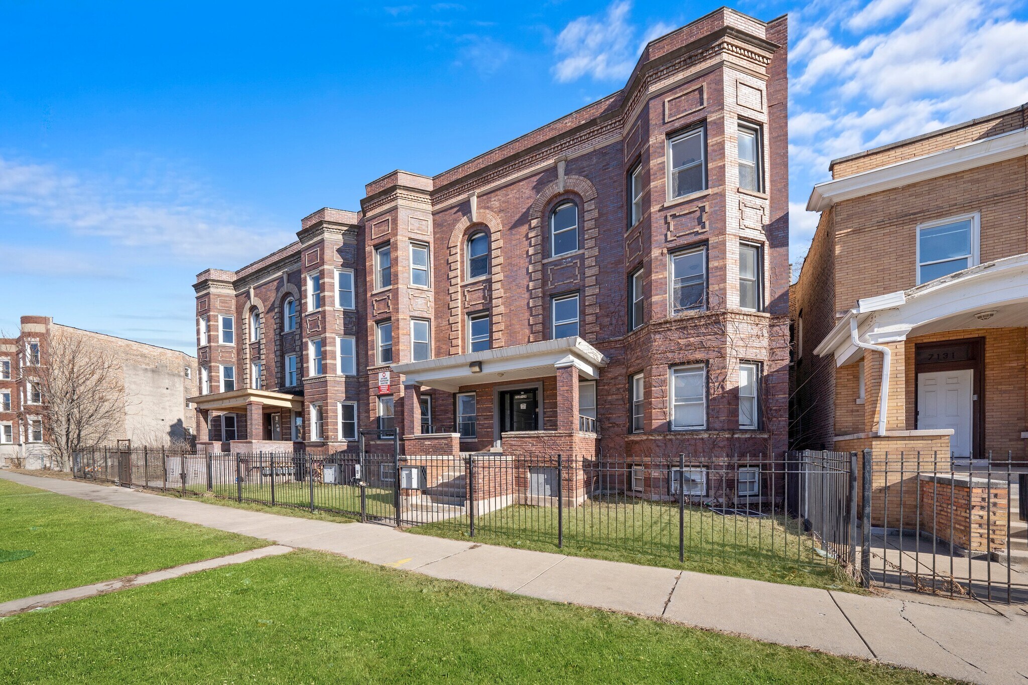 7127 S Normal Blvd, Chicago, IL for Sale