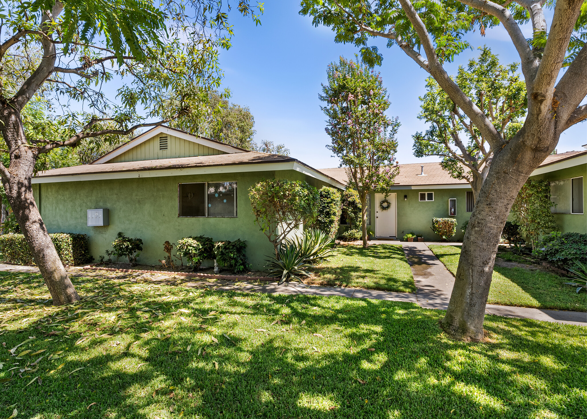 3216 W Cabot Dr, Anaheim, CA for Sale