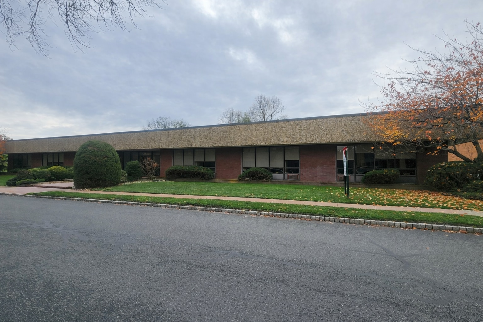 16 Bleeker St, Millburn, NJ for Rent