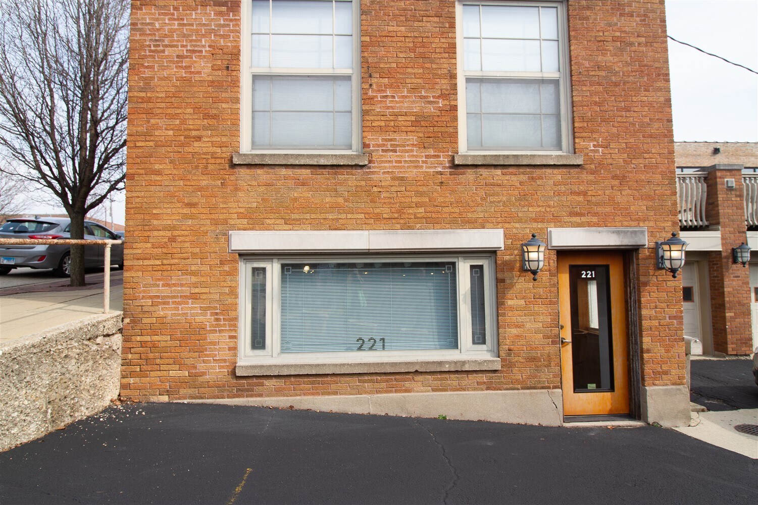 221 DuPage St, Elgin, IL for Rent