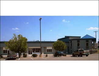 Lee's Summit, MO Sports and Entertainment - 801 NW Commerce Dr