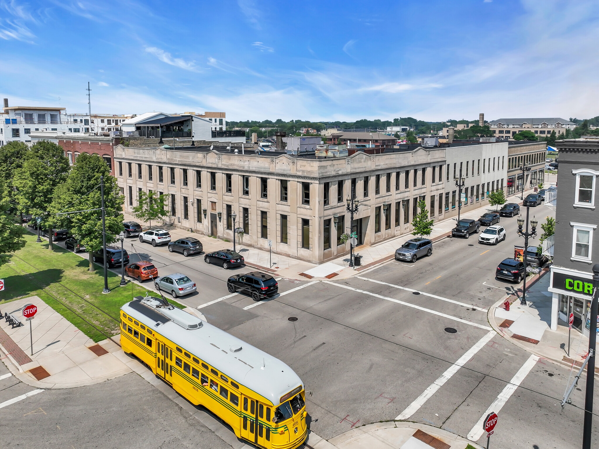 5522 6th Ave, Kenosha, WI for Sale