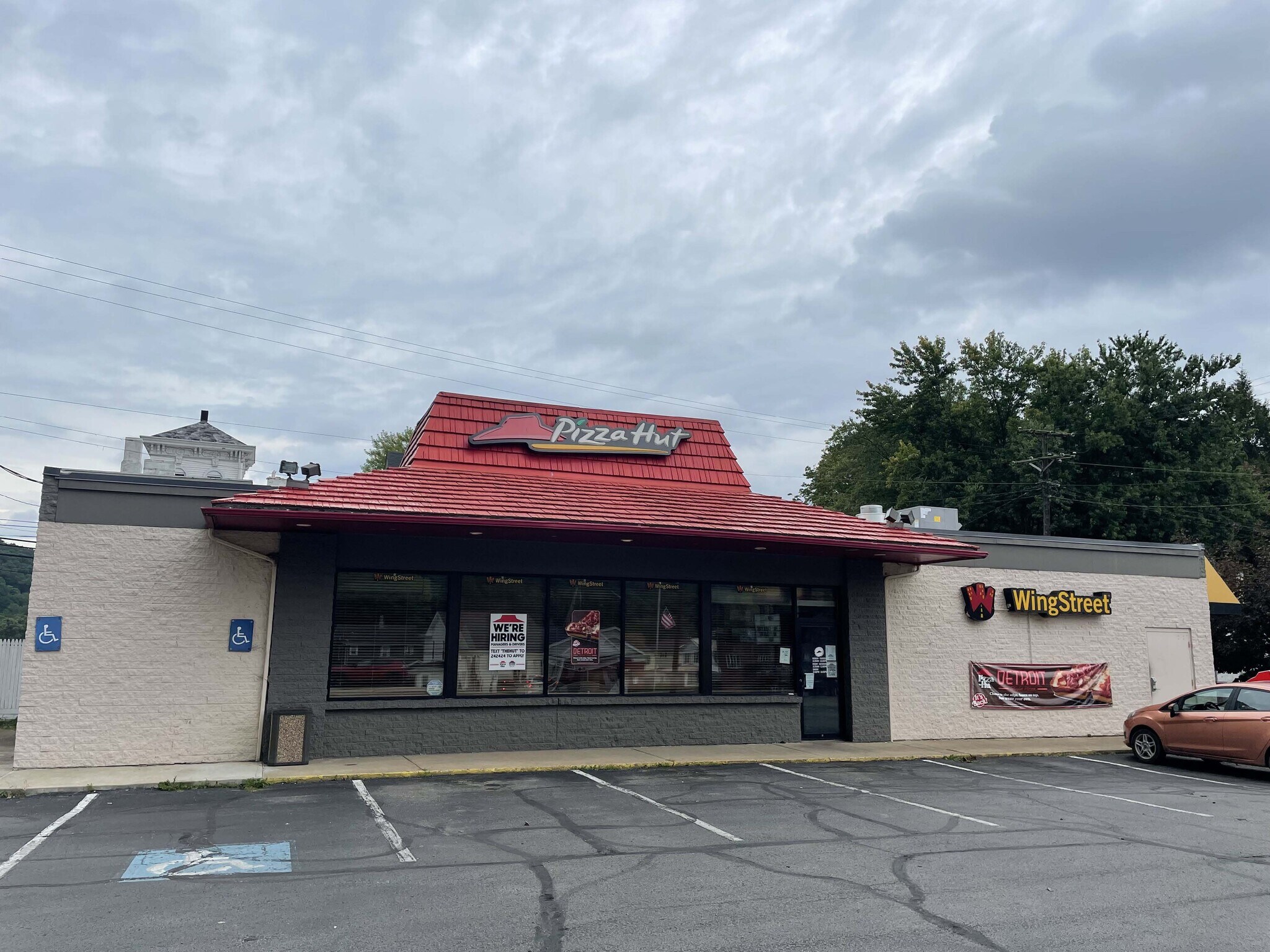 556 Main St, Wellsville, OH for Sale