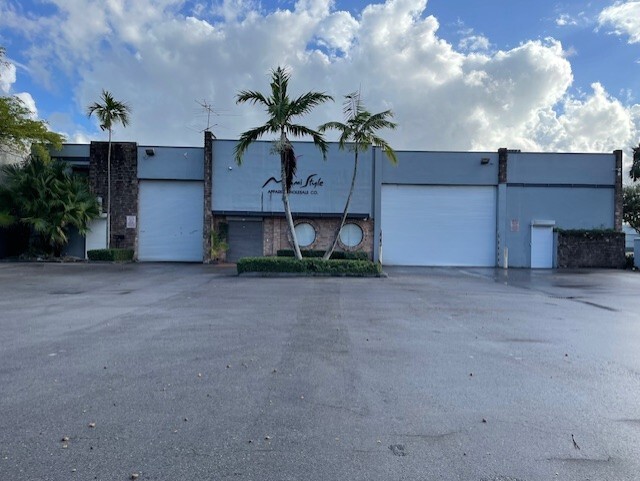 7480 NW 52nd St, Miami, FL for Sale