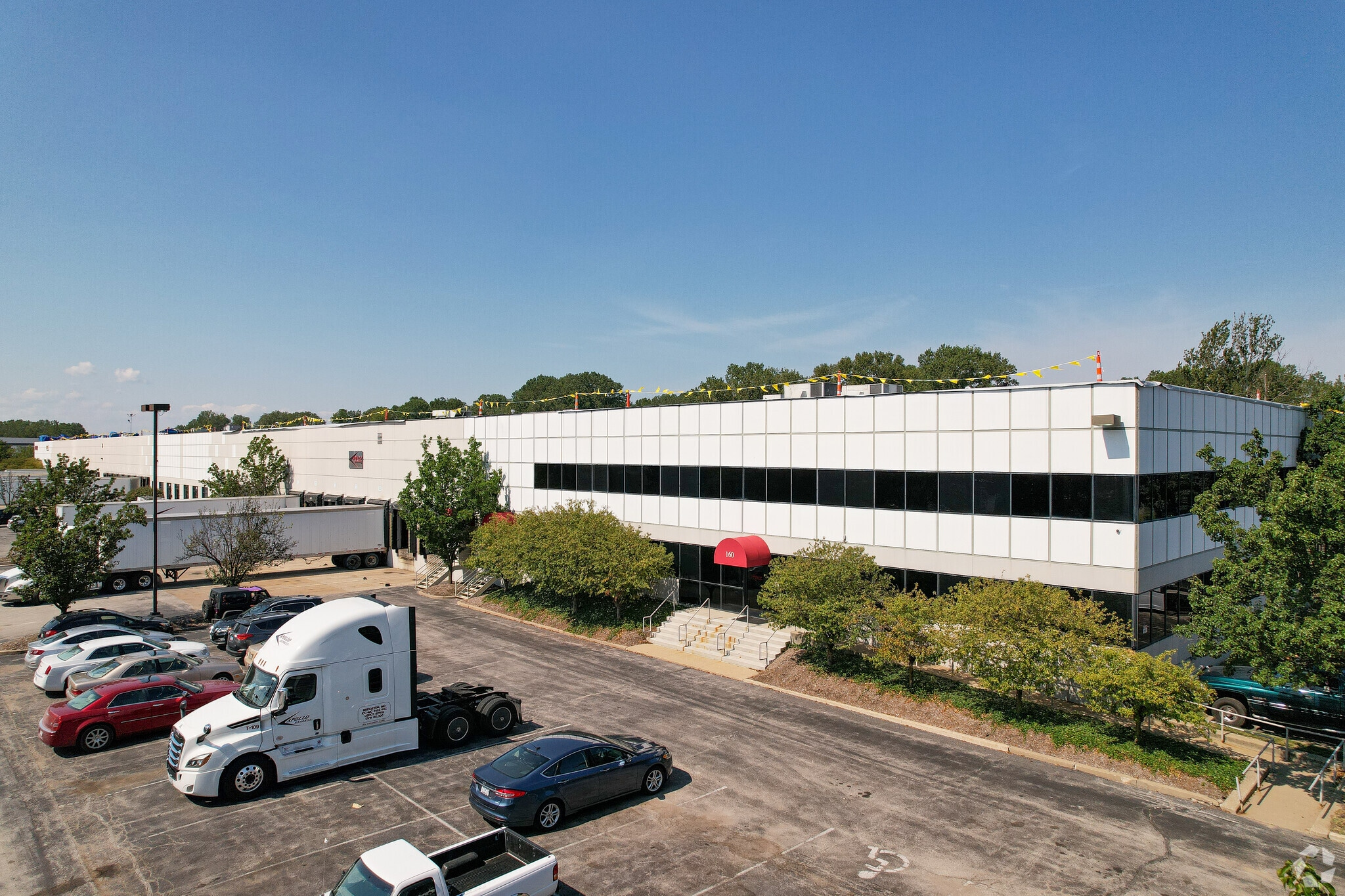 160-275 Corporate Woods Ct, Bridgeton, MO for Rent
