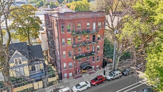 Portland, OR Apartments - 2018 NW Everett St