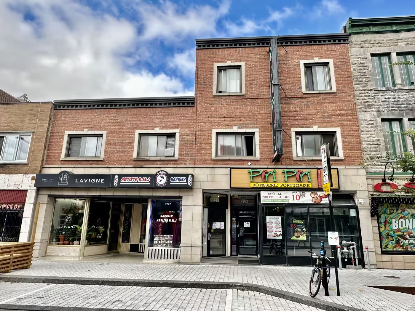 3747-3753 Rue Ontario E, Montréal, QC for Sale