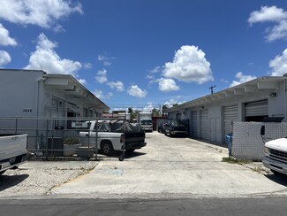 Hollywood, FL Flex - 5840-5846 Funston St