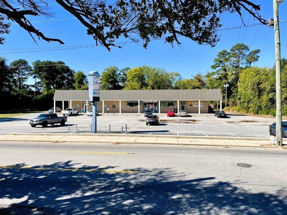1074 Southern Ave, Fayetteville, NC for Rent