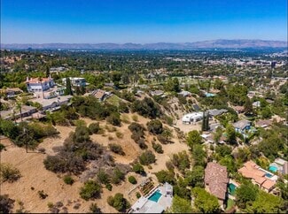 Tarzana, CA Residential - 4551 Lindley Ave