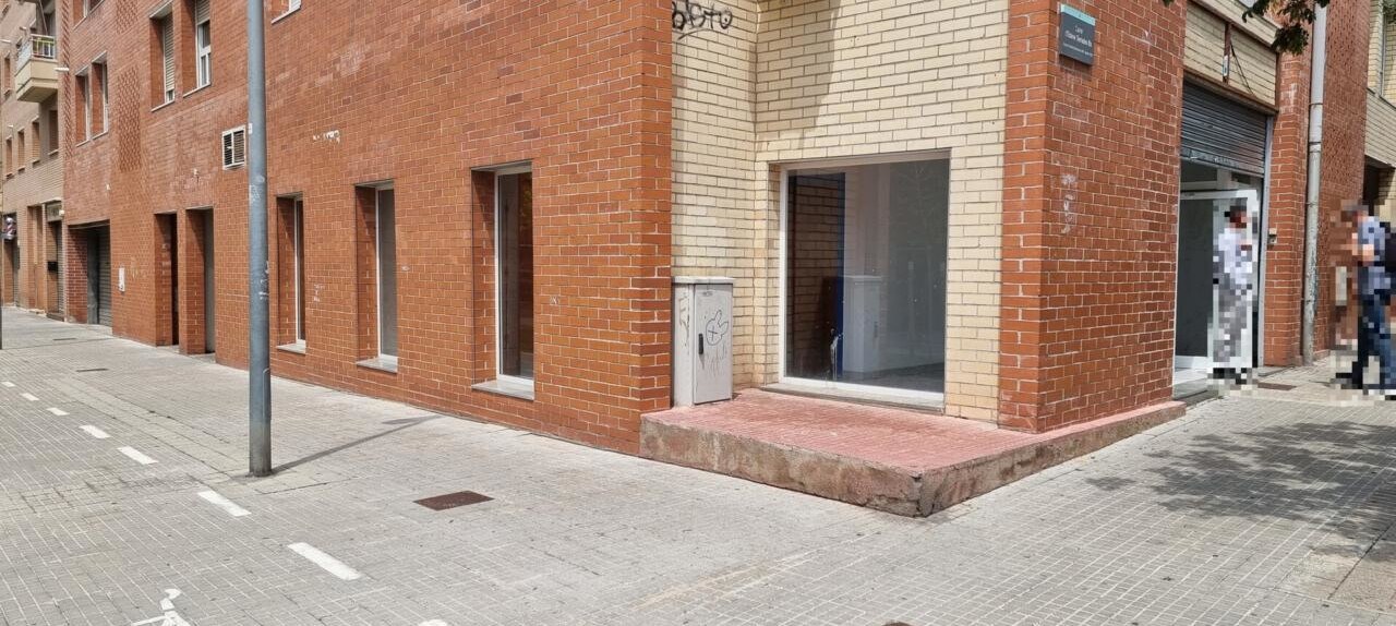 34 Carrer D'esteve Terrades Illa, Granollers, BAR for Rent