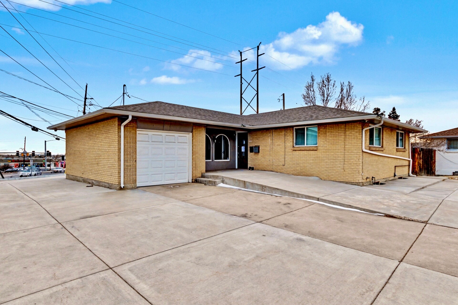 8326 Quivas Way, Denver, CO for Rent