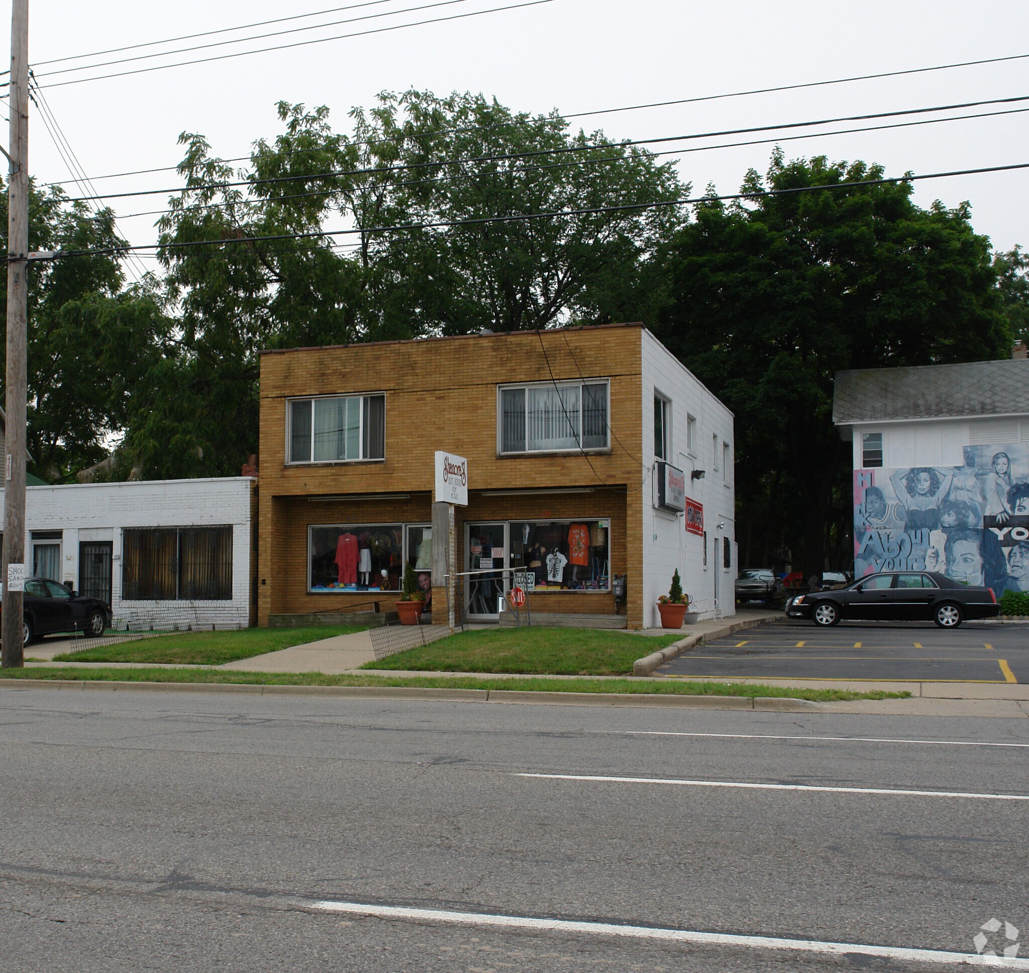 827 W Saginaw St, Lansing, MI for Sale