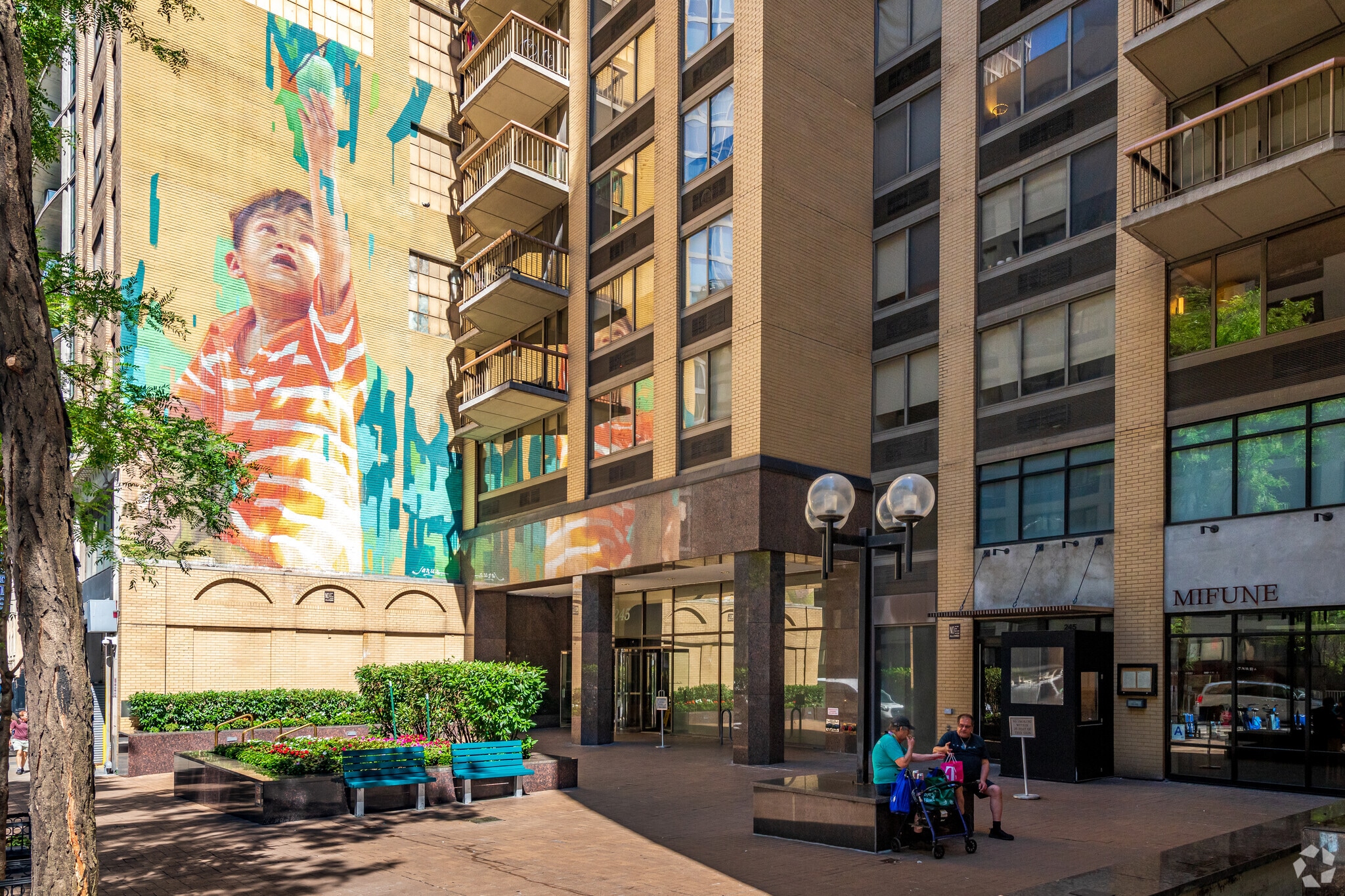 245 E 44th St, New York, NY for Rent