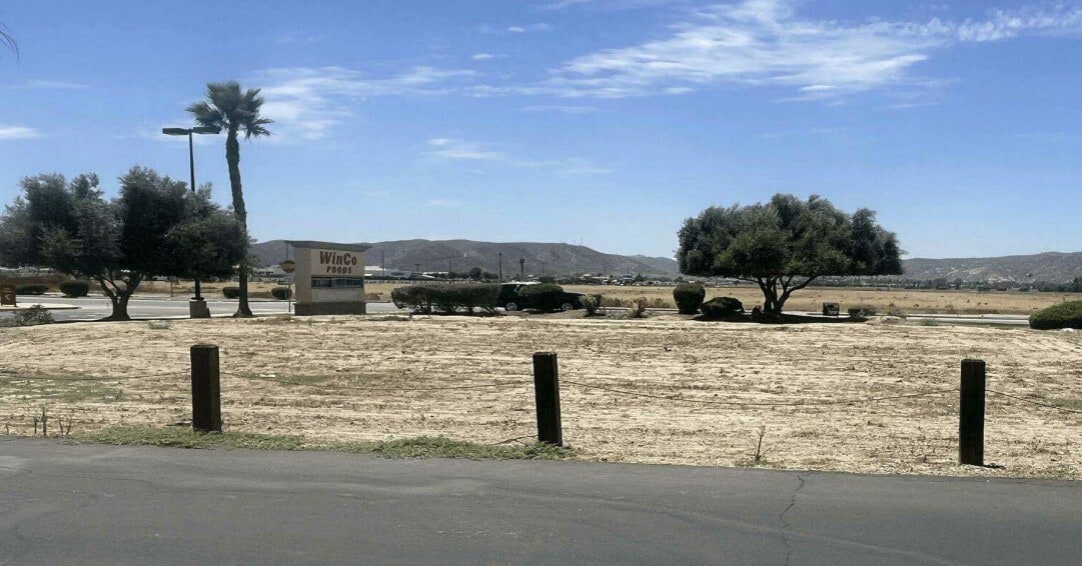4602 W Florida Ave, Hemet, CA for Rent
