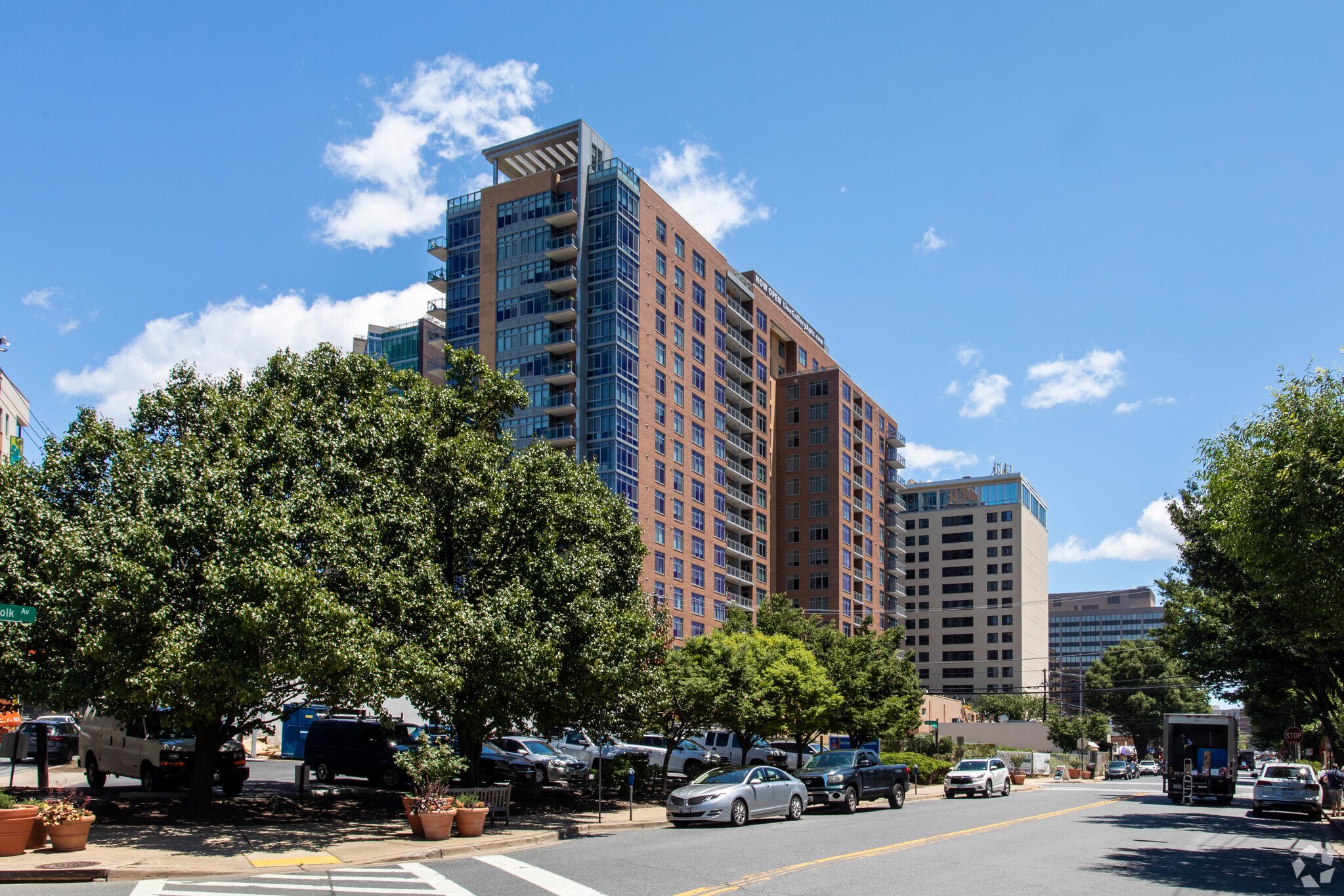 4800 Auburn Ave, Bethesda, MD for Rent