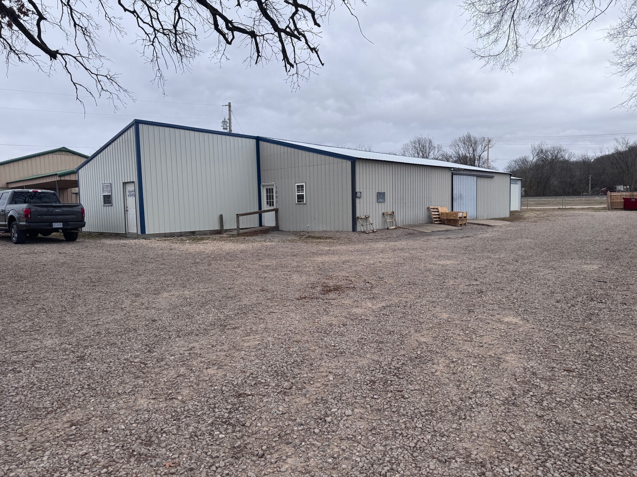 1001 N 2nd St, Stilwell, OK for Sale