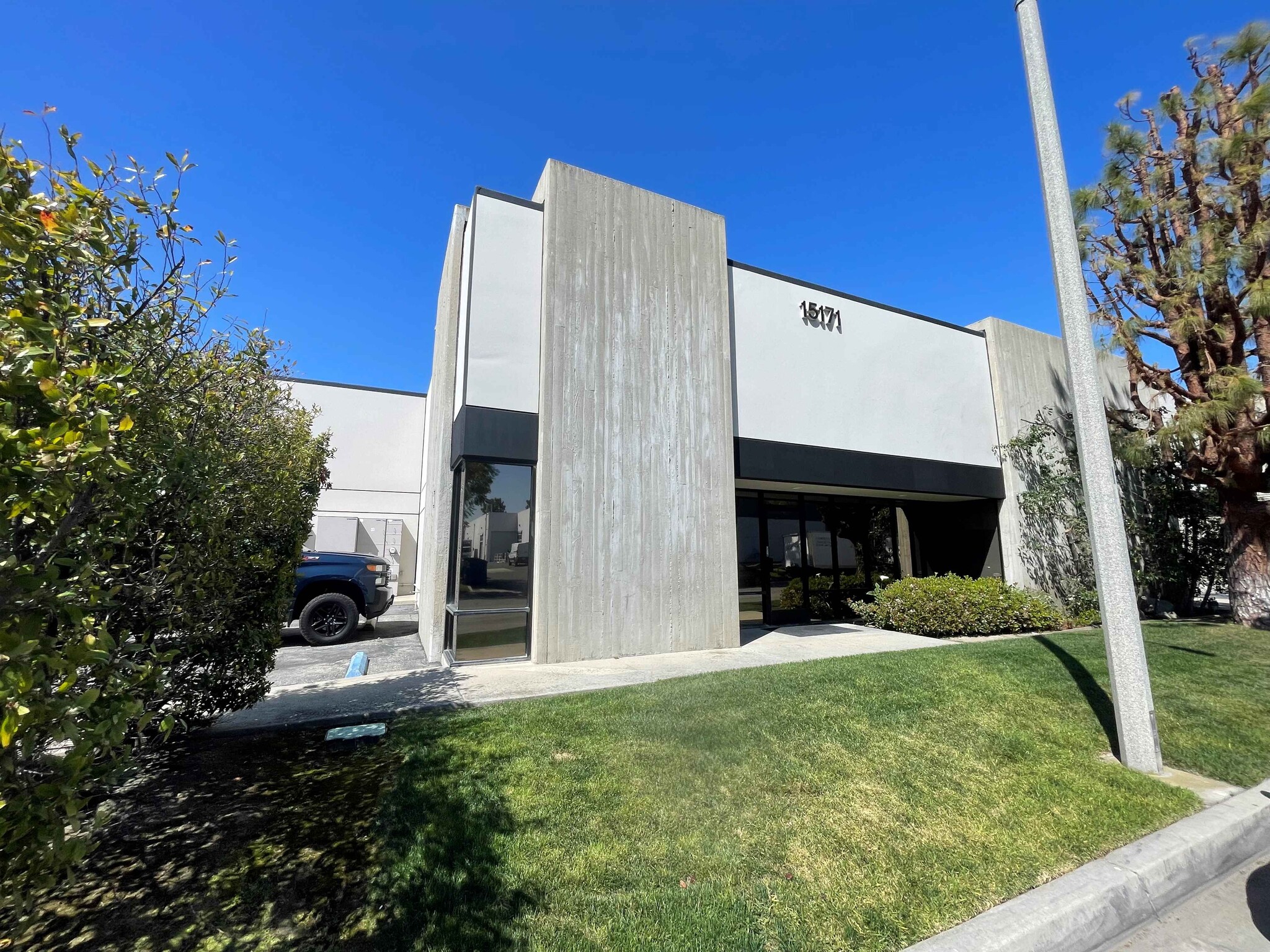15171 Pipeline Ln, Huntington Beach, CA for Rent