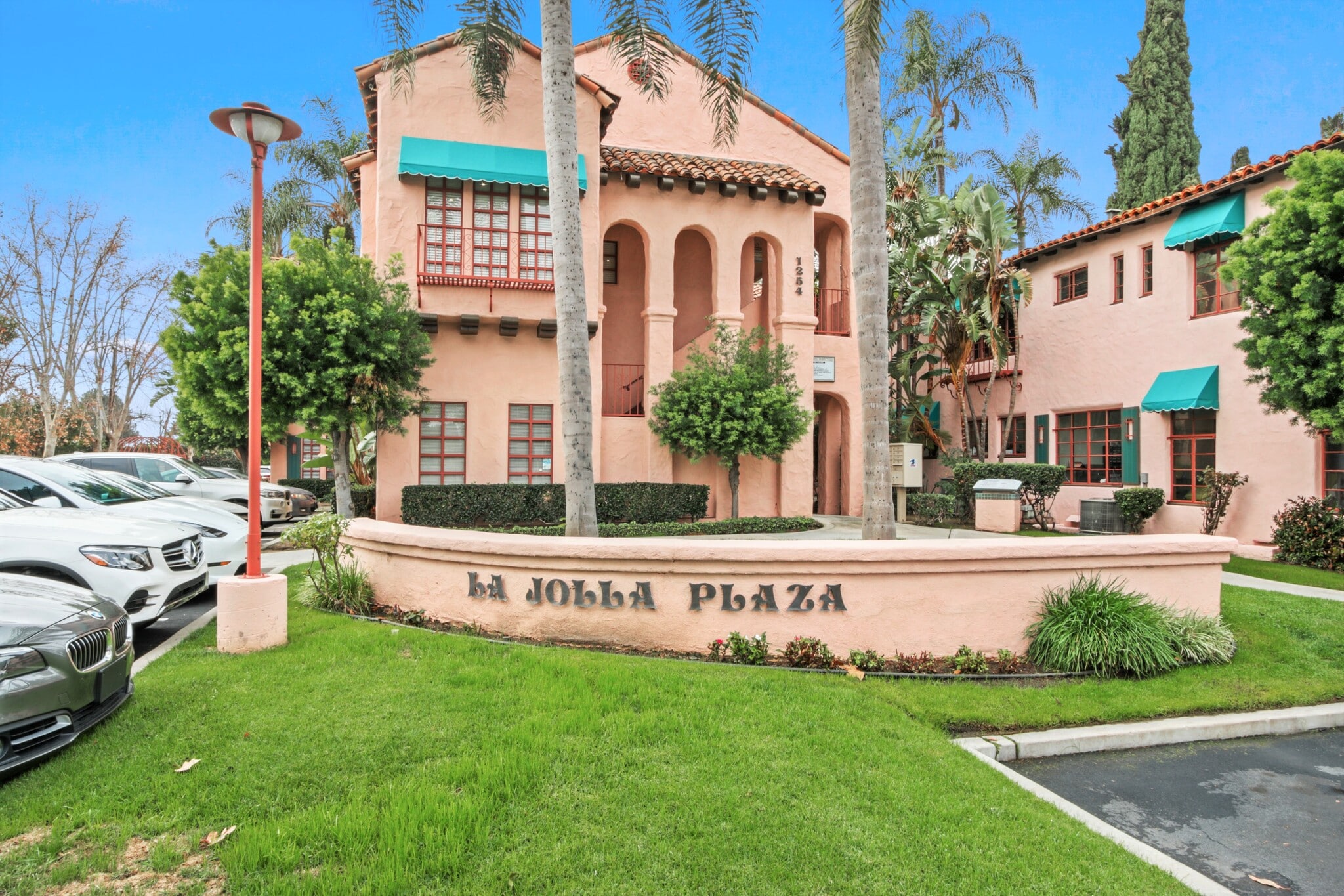 1252-1254 Irvine Blvd, Tustin, CA for Rent