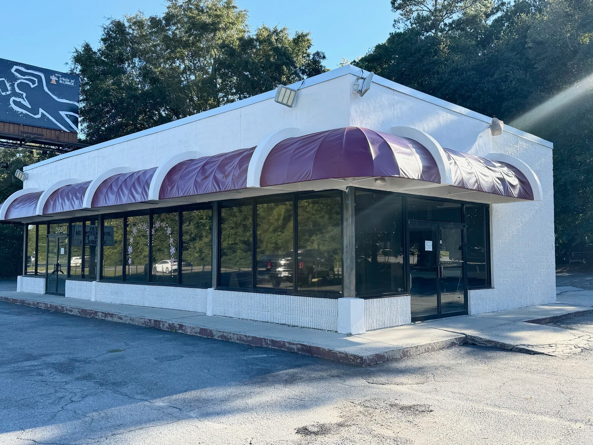 2558 Riverside Dr, Macon-Bibb, GA for Rent