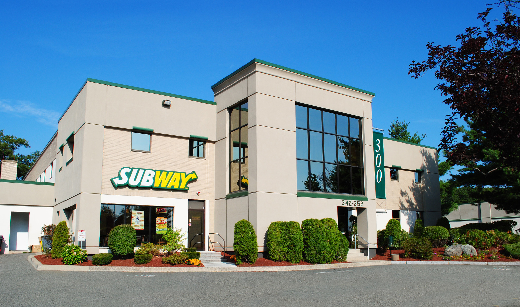 300-395 W Cummings Park, Woburn, MA for Rent