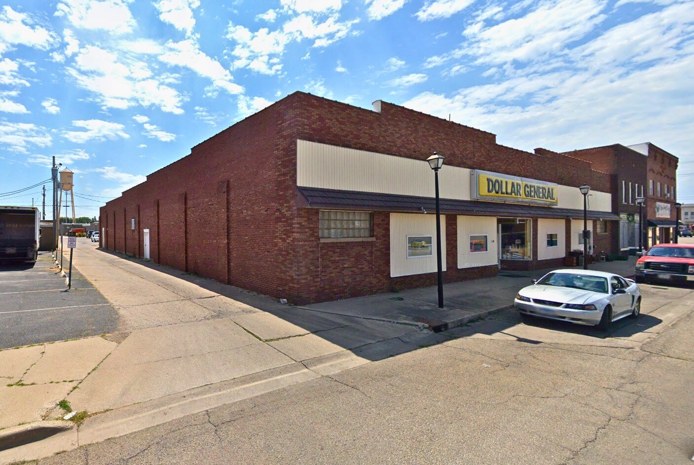 134 E Chestnut St, Canton, IL for Sale