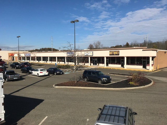 15-75 N Frontage Rd, East Haven, CT for Rent