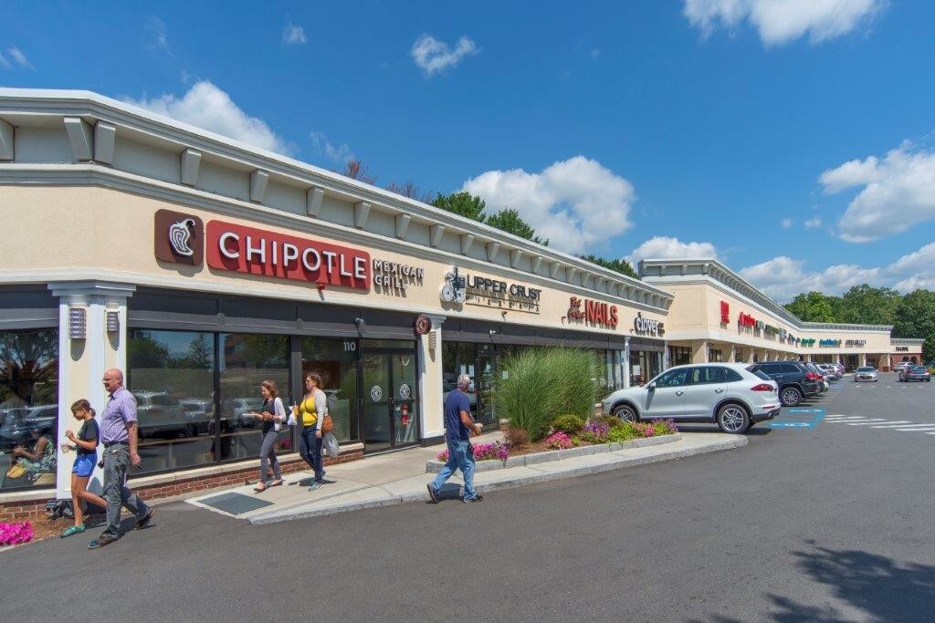 68 84 Mall Rd Burlington Ma 01803 Shopping Center Property For Lease On Showcase Com