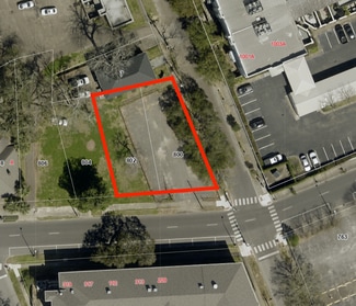 Mobile, AL Commercial - 800 Dauphin St