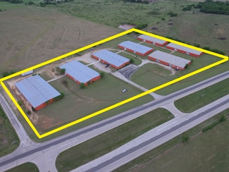 Nocona, TX Warehouse - 000 E US-82