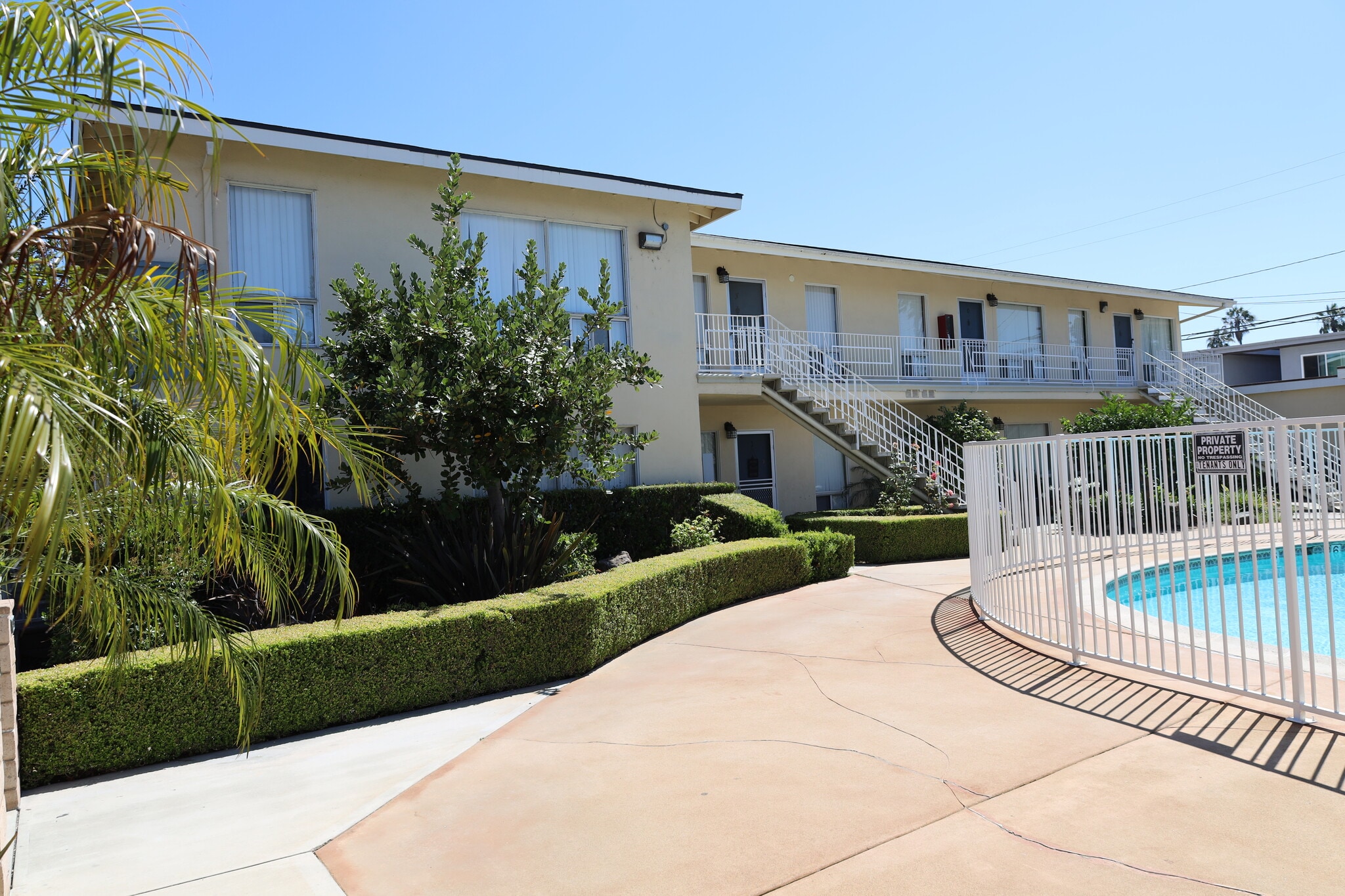 931-935 S Trident St, Anaheim, CA for Sale