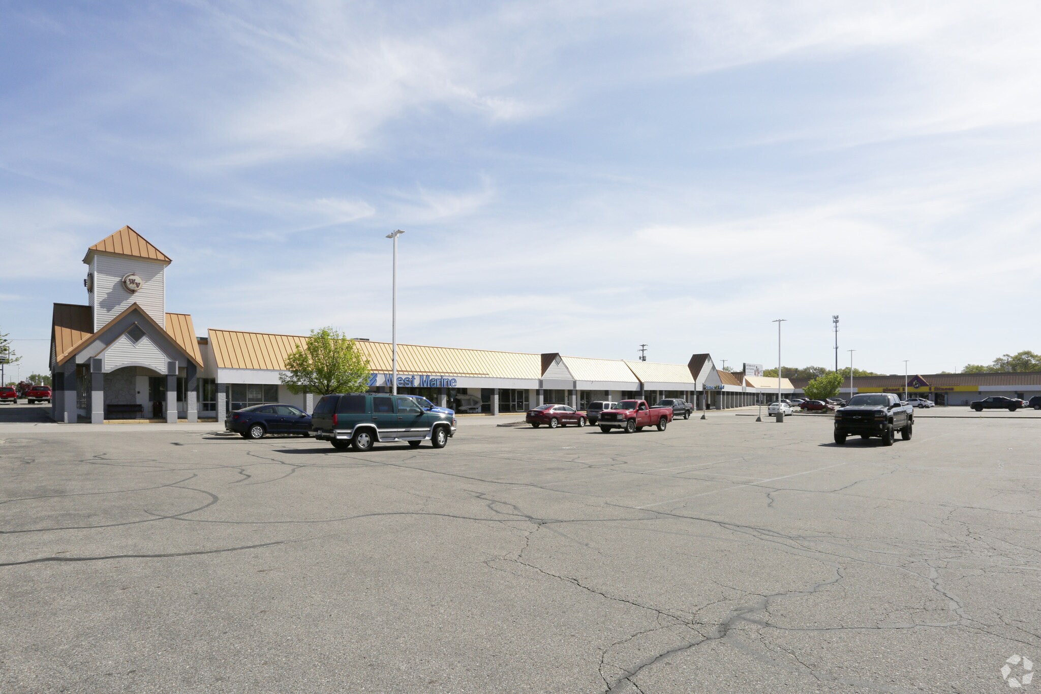 2492-2584 Henry St, Muskegon, MI for Rent