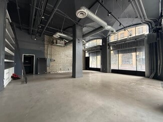 Los Angeles, CA Retail - 758 S Spring St