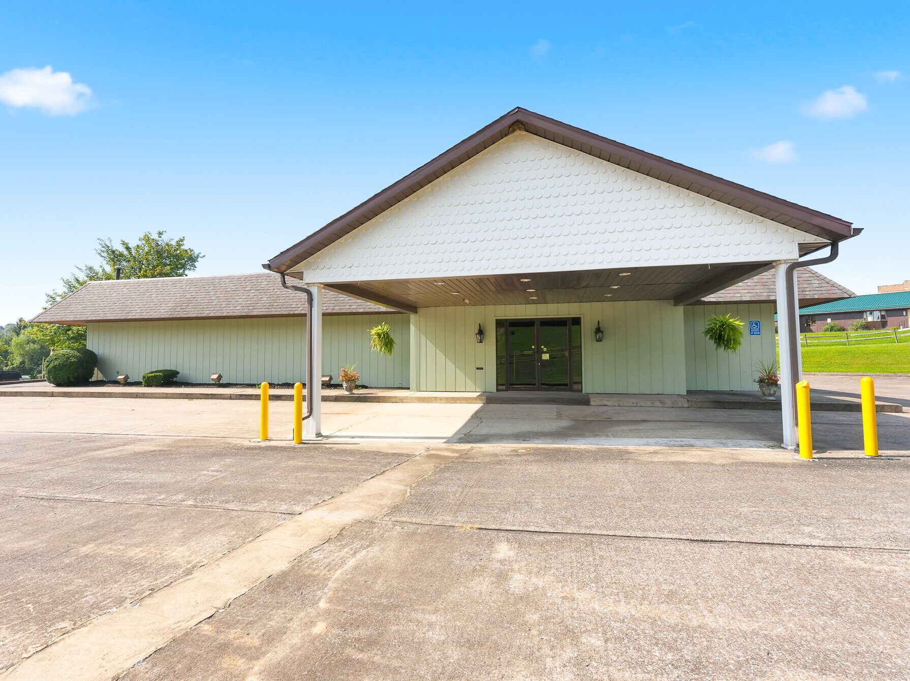 1410 Country Club Rd, Fairmont, WV for Sale