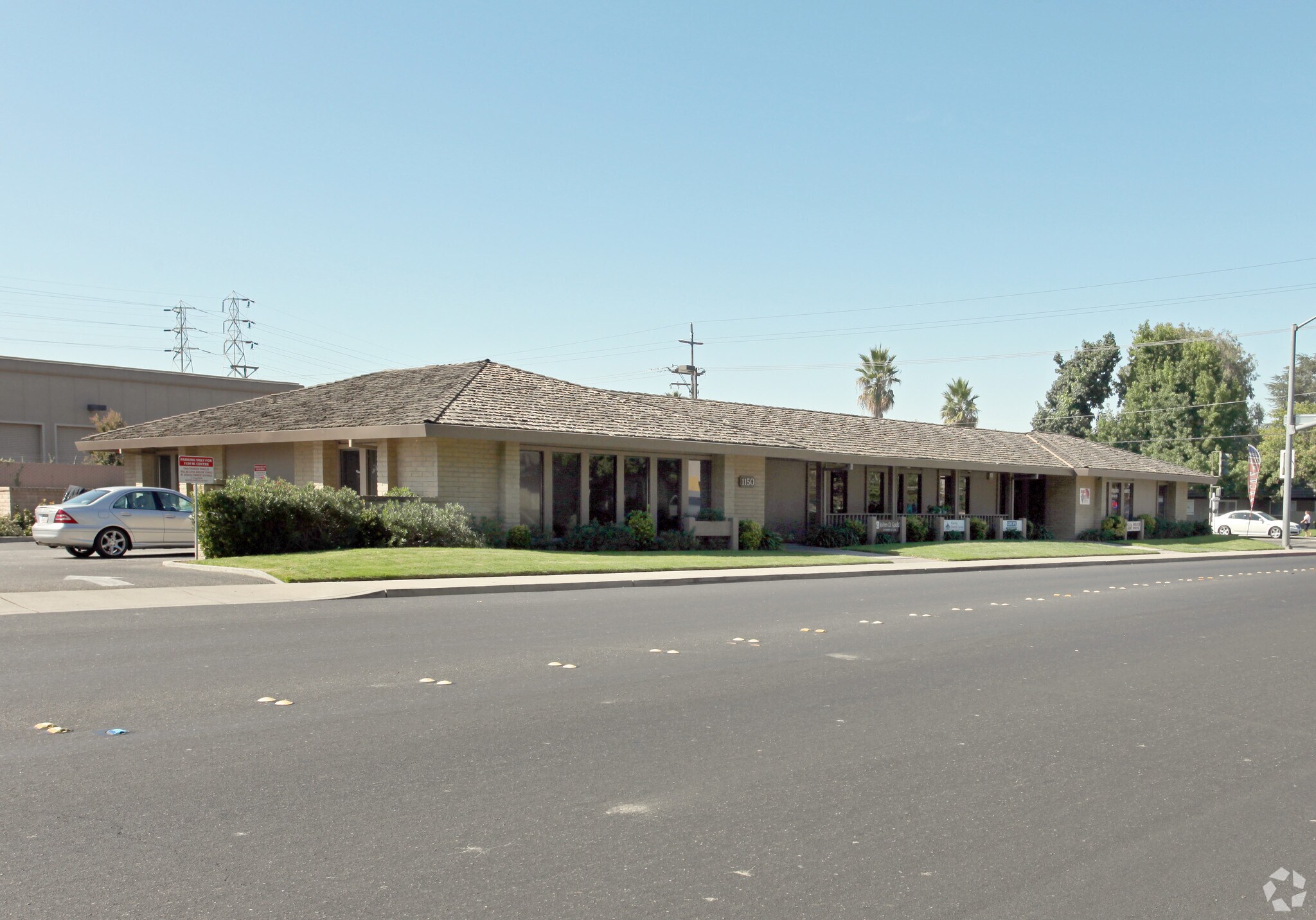 1150 W Center St, Manteca, CA for Rent