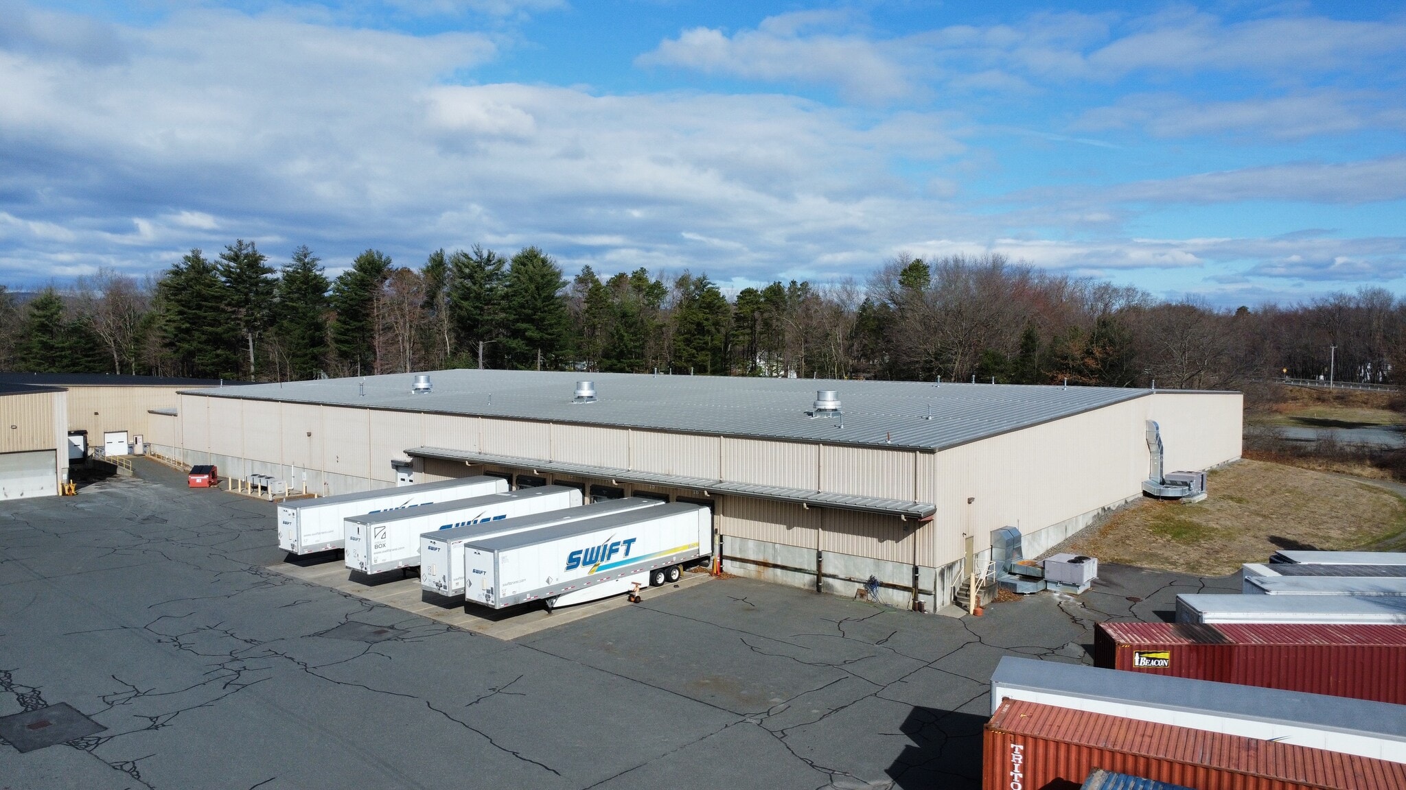 14 Industrial Dr W, South Deerfield, MA for Rent