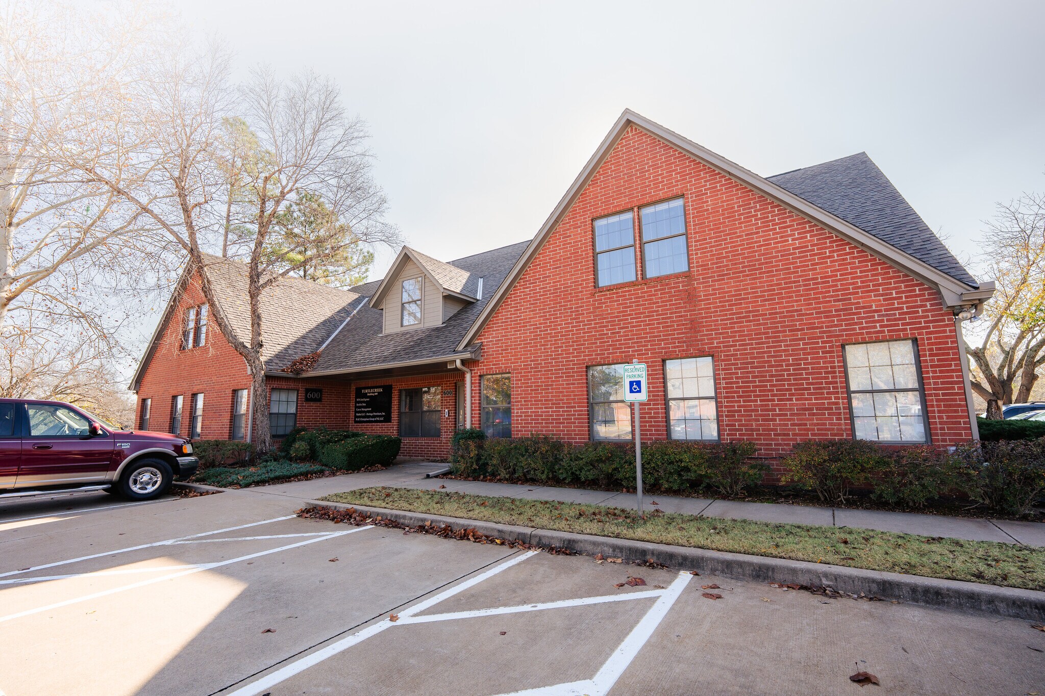 1900 E 15th St, Edmond, OK for Sale