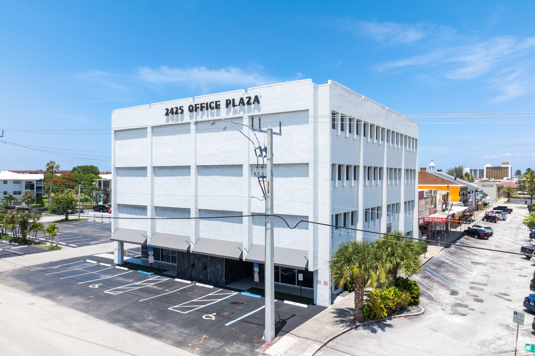 2425 E Commercial Blvd, Fort Lauderdale, FL for Rent