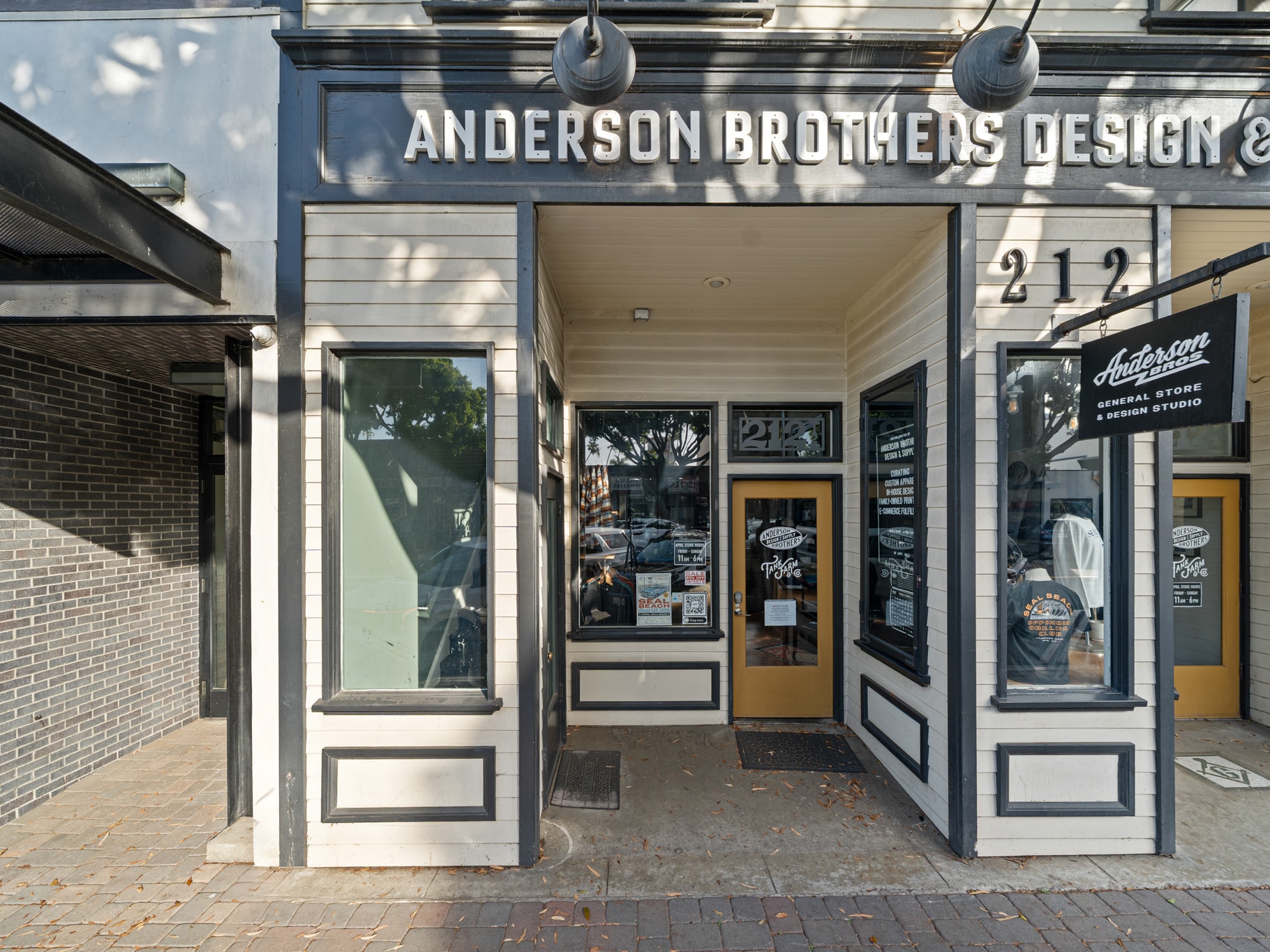 212 Main St, Seal Beach, CA for Rent