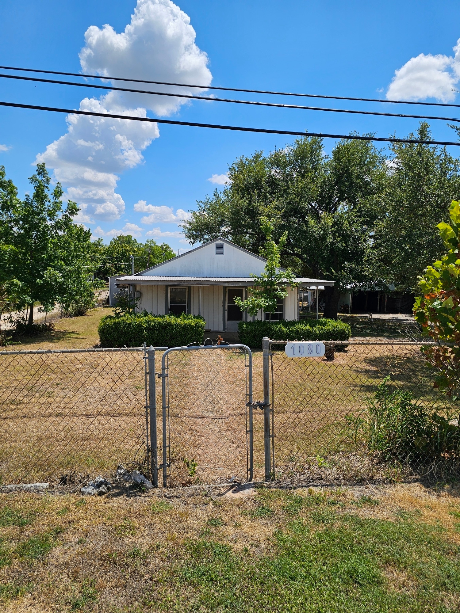 1080 W Goforth Rd, Buda, TX for Sale