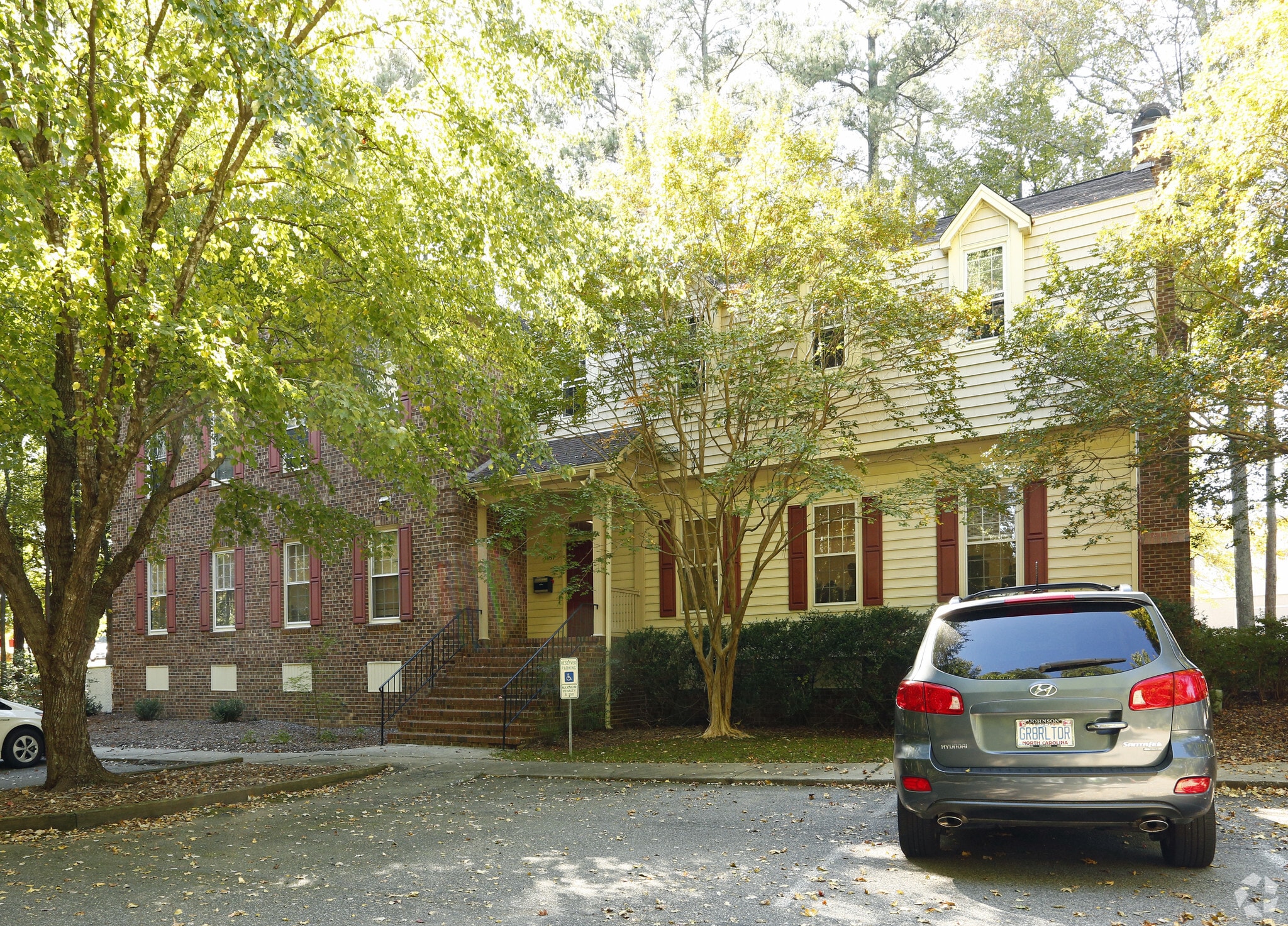 1157 Executive Cir, Cary, NC for Rent