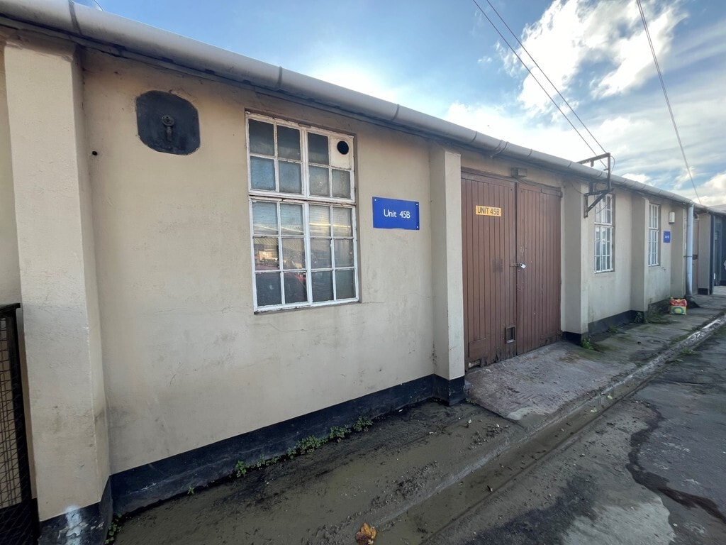 44-45 Wymeswold Rd, Loughborough, LEC for Rent