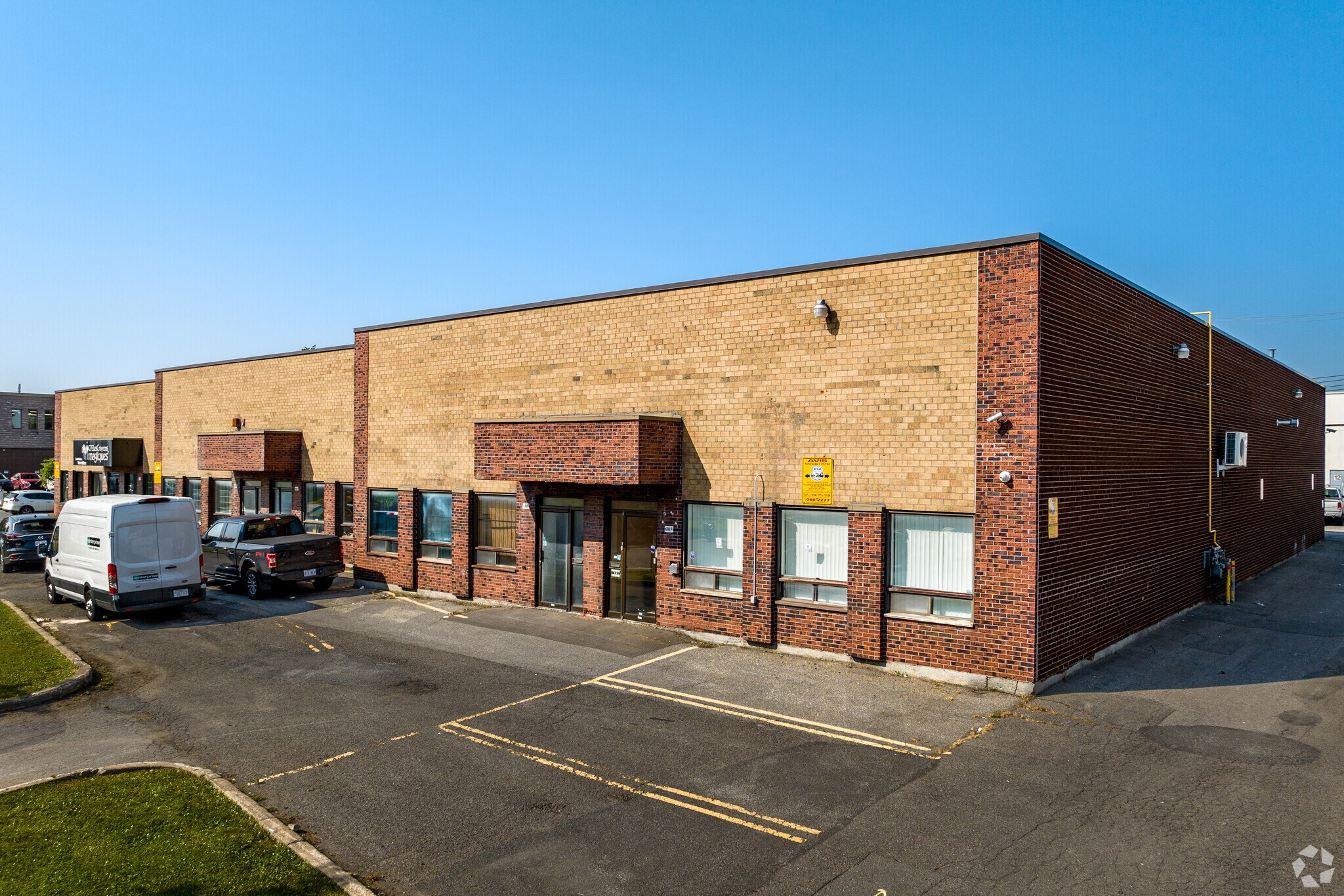 6085-6095 Blvd Couture, Montréal, QC for Rent