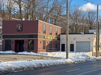 Jersey City, NJ Showroom - 660 Tonnele Ave