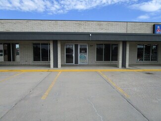 Garden City, KS Retail - 1514 Taylor Plz E