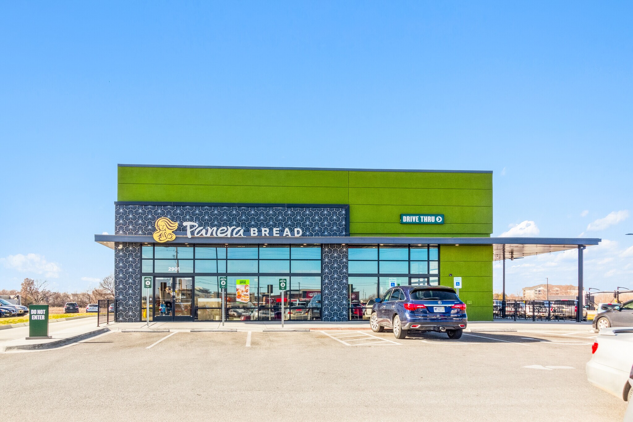 2901 N Maize Rd, Wichita, KS for Sale